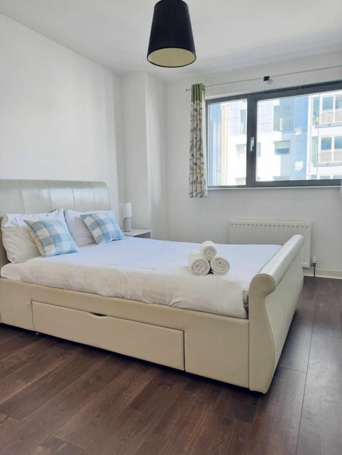 Modern Two Bedroom Apartments EDI Kültér fotó