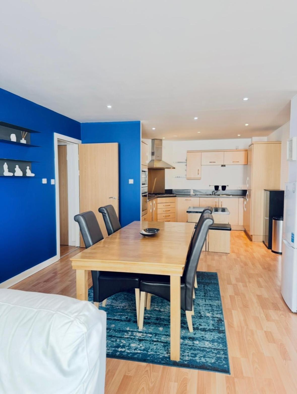 Modern Two Bedroom Apartments EDI Kültér fotó