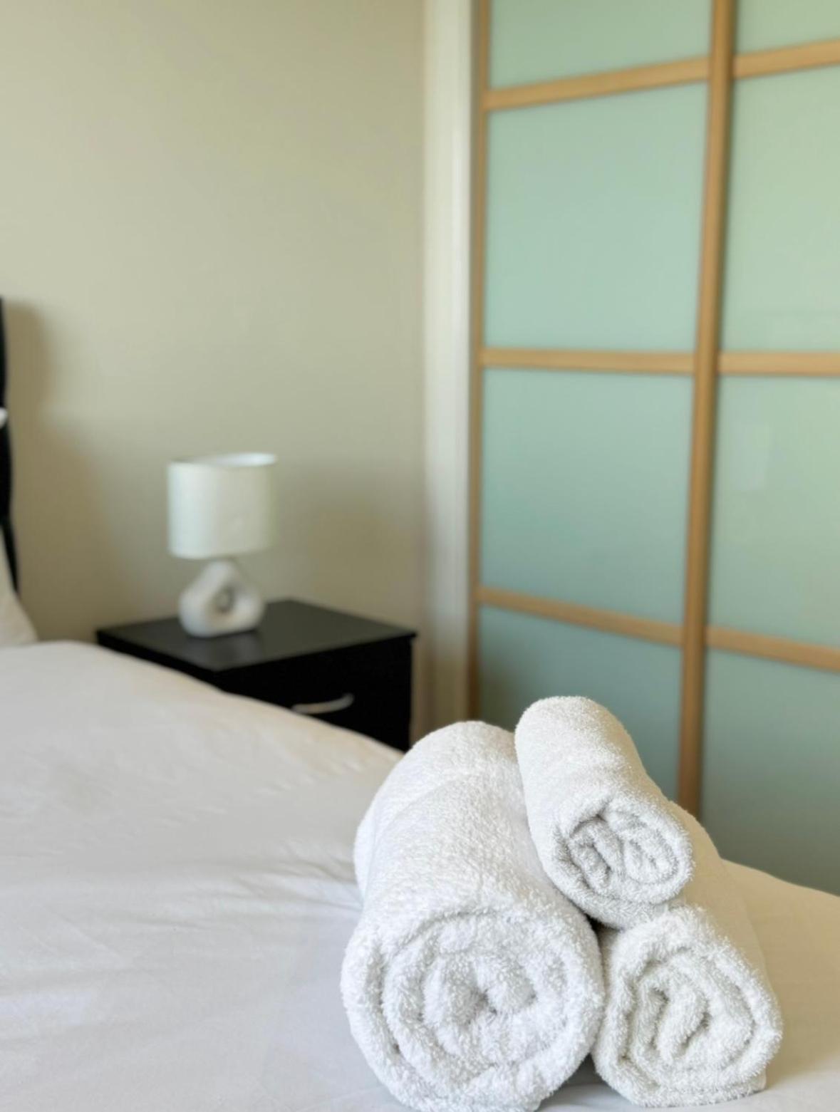 Modern Two Bedroom Apartments EDI Kültér fotó