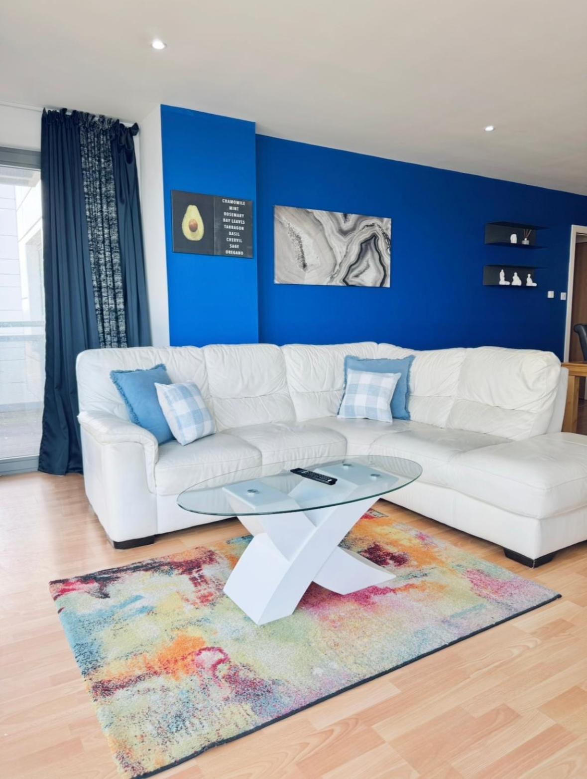 Modern Two Bedroom Apartments EDI Kültér fotó
